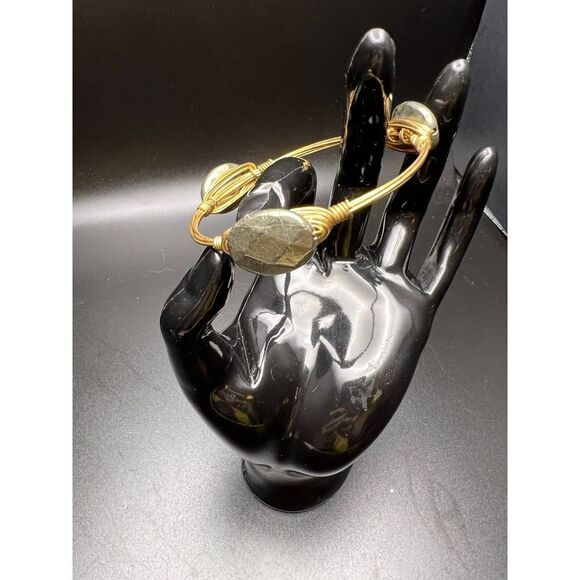 Bourbon and Bowties Wrapped Gem Bracelet - Picture 1 of 6